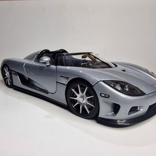 Autoart Signature Koenigsegg CCX metal model scale 1:18 new