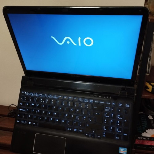 Laptop Sony Vaio 15.6" used with Intel i5, 12GB RAM, 500GB SSD
