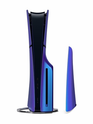 PS5 cover and stand new with original box
