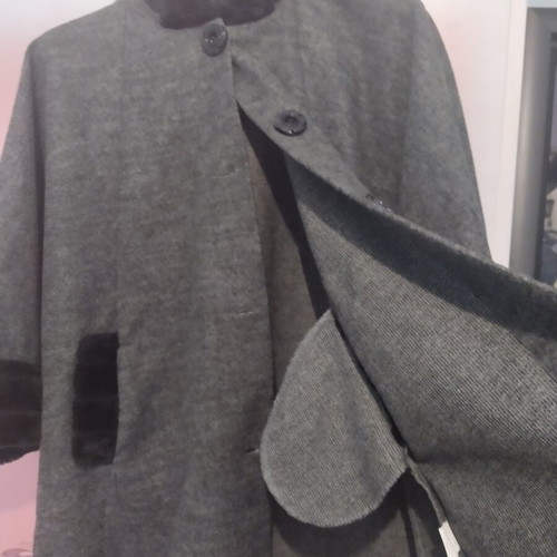 Jacket cape with fur on sleeves and hood like new, size XXXL