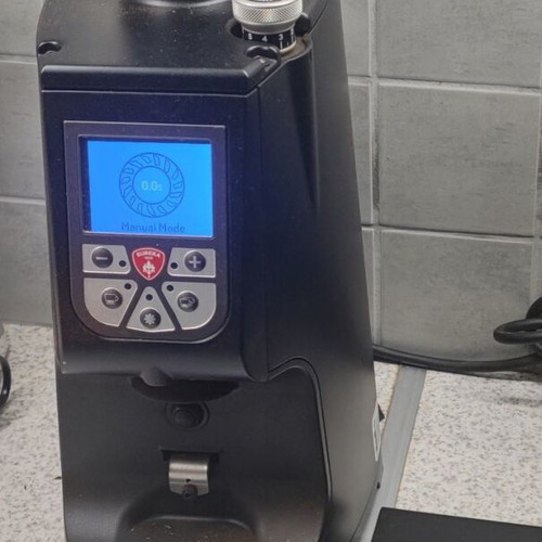 Eureka Atom 65 Grinder professional, new with single dose kit