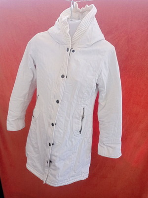 White Yes or No parka long with hood like new