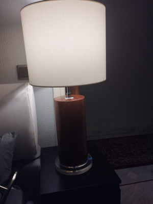 Wooden lamp with base like new, dimensions 79x13 cm