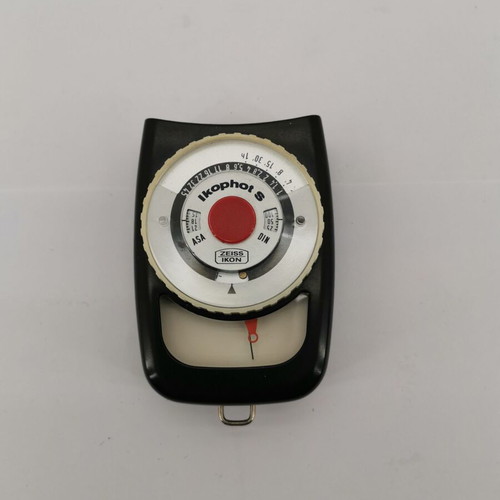 Ikophot S light meter used