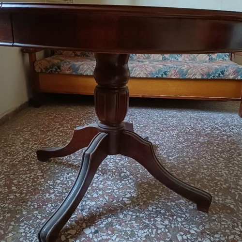 Rotonda table used with red tablecloth