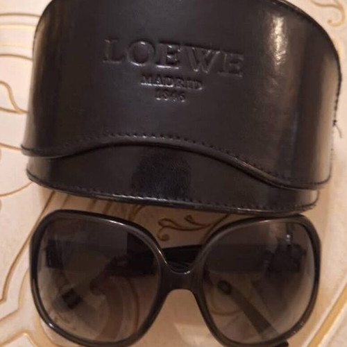 Loewe sunglasses like new with case