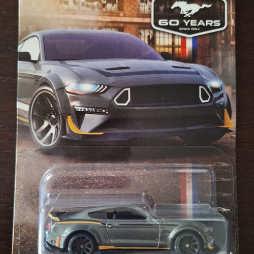 Hot Wheels Mustang 18 new