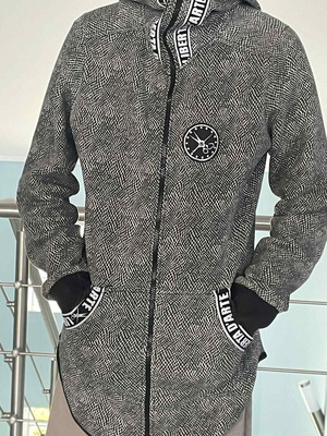 Яке Liberta Darte в размер Small като ново