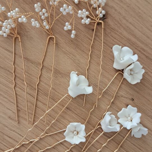 Bridal hair accessories new, set of 18 with free headband