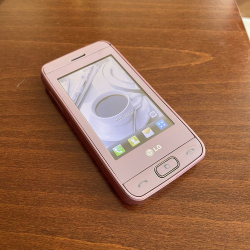 LG GT400 Touch smartphone
