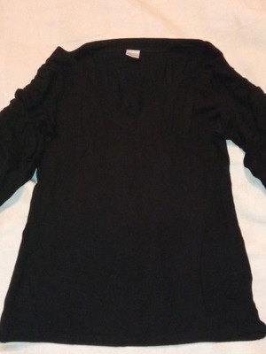 Medium blouse black with elastic 3/4 ruched sleeves like new