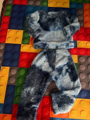 Warm cozy blue pajamas set size 2-4, 100cm like new