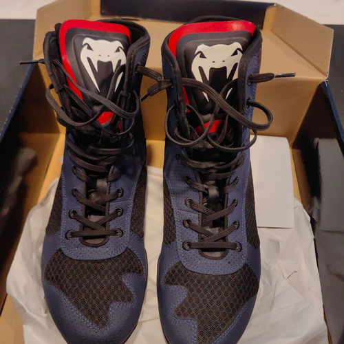 Venum Elite Boxing Shoes High Top size 44 like new, blue and red