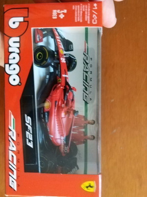Ferrari SF23 Charles Leclerc καινούργιο στη συσκευασία