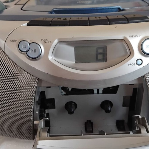 Philips AZ1004 CD Soundmachine portable radio-CD cassette player, for repair