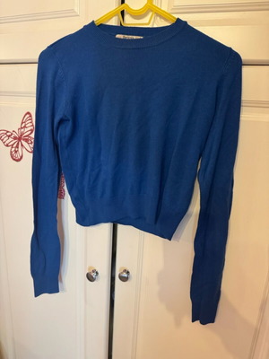 Bershka knitted crop top blue like new