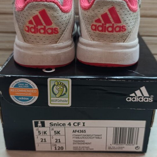Adidas kids shoes like new, barely worn