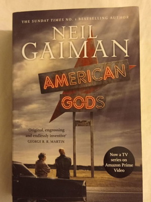 Neil Gaiman American Gods book used, English