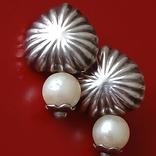 Vintage 925 silver earrings with faux pearls, 3 cm, like new