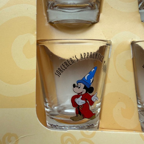 Walt Disney World шот чаши употребявани, комплект от 4 с Мики Маус