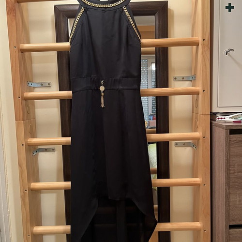 Dresses used, pack of 5, sizes Small to Medium