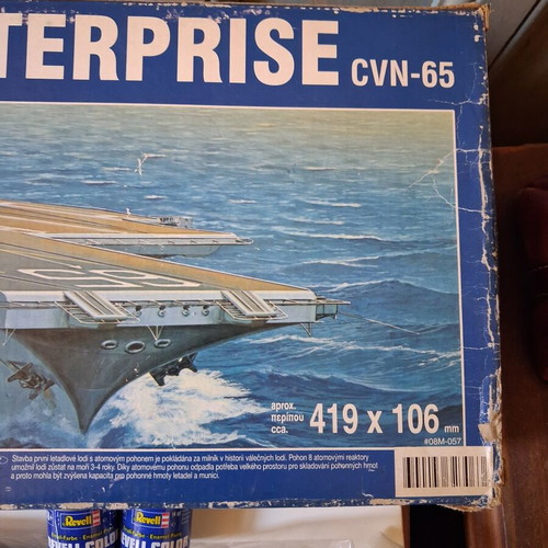 USS Enterprise CVN-65 Aircraft Carrier Model 1:800 like new, sealed