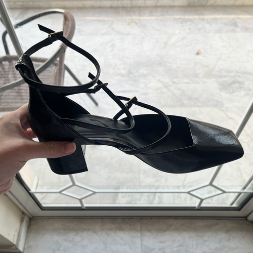 Zara Mary Jane heels new, size 40, black patent leather