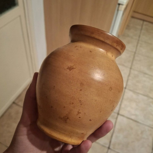 Decorative vase like new, terracotta