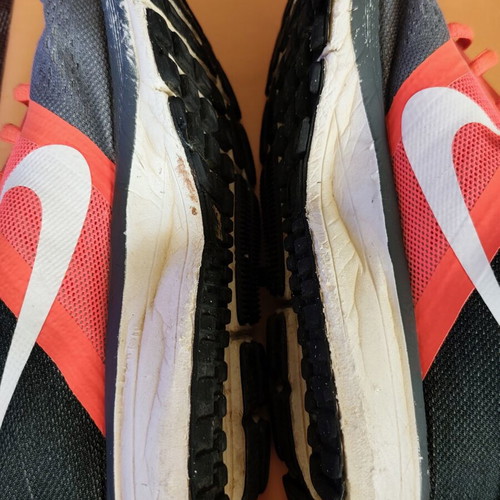 Nike Pegasus 30 athletic shoes used, size 40, gray and orange