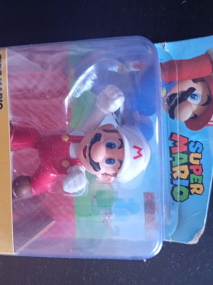Фигура Fire Mario Jakks Pacific, запечатана, нова