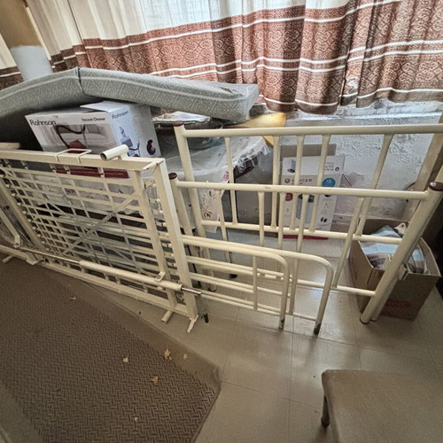 Hospital Bed metal with mattress and side rails used, manual crank