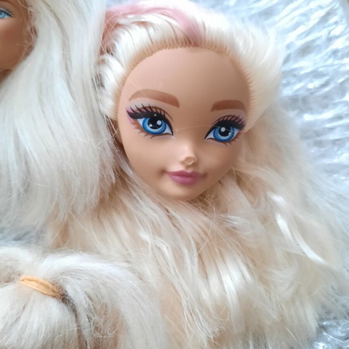 Barbie doll heads lot of 4 original Mattel for restoration