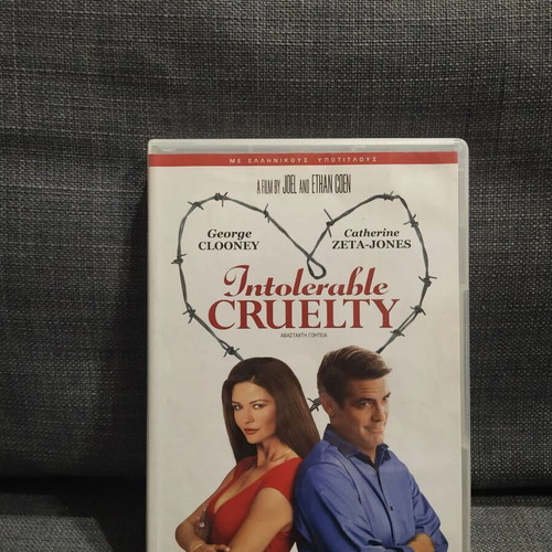 Intolerable Cruelty DVD used with subtitles, large case