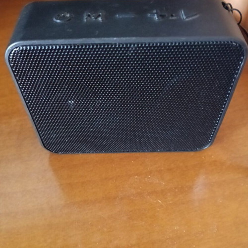 LogiLink Compact Bluetooth Speaker with Radio like new, black