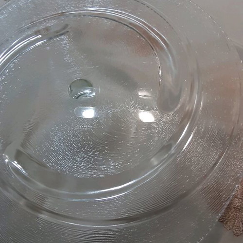 Glass cake stand new, surface 30×30 cm