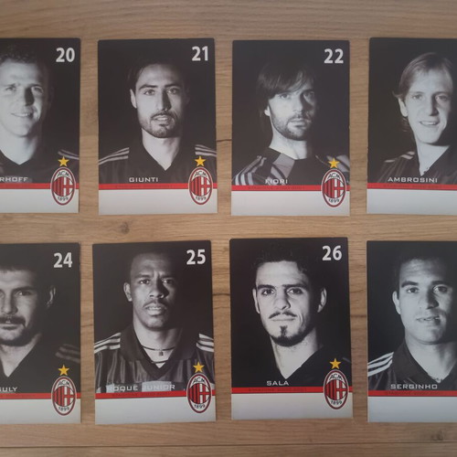 Milan 2000 football cards like new, set of 31 collectible cards