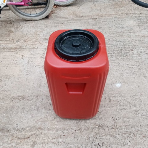Plastic container 20 liters with handles, square, food safe