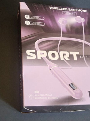 Sport wireless headphones like new with charging cable and box