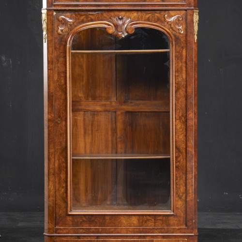 French display cabinet like new, walnut