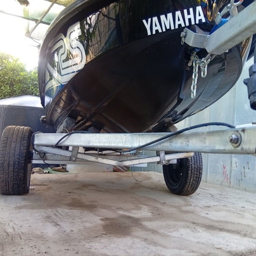 Yamaha Waverunner 80hp jet ski like new with trailer