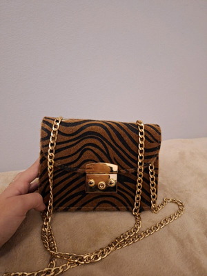 Women's crossbody bag brown like new