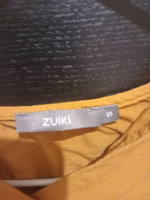 Zuiki blouse like new, brown and gold