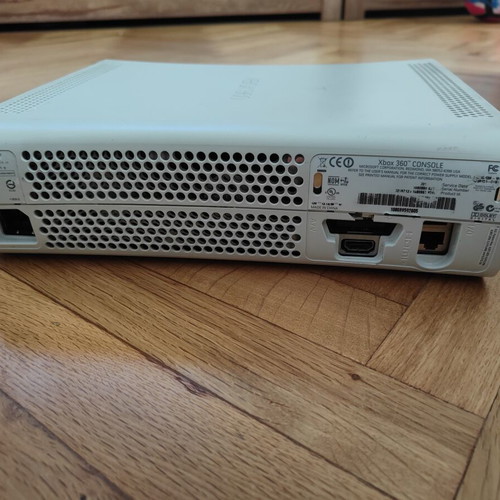Xbox 360 Jasper console used for parts or repair