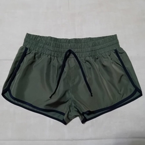 Calzedonia shorts size small used, lightweight green fabric