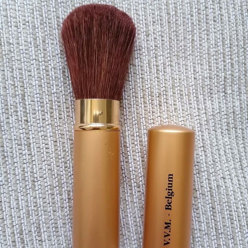 Makeup brush large with natural hair V.V.M Belgium new
