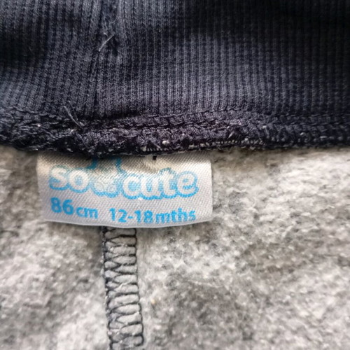 Body Talk sweatshirt and pants set for 12-18 months baby like new