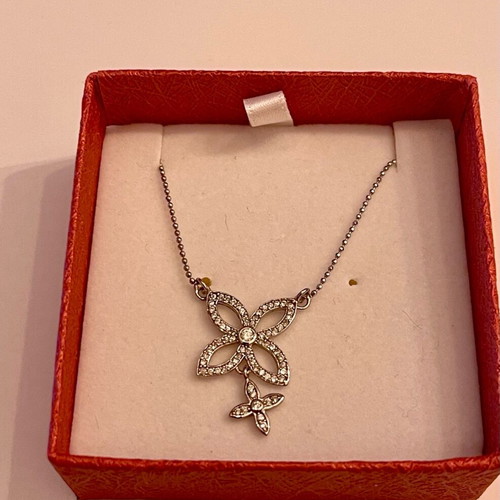 Silver 925 necklace like new