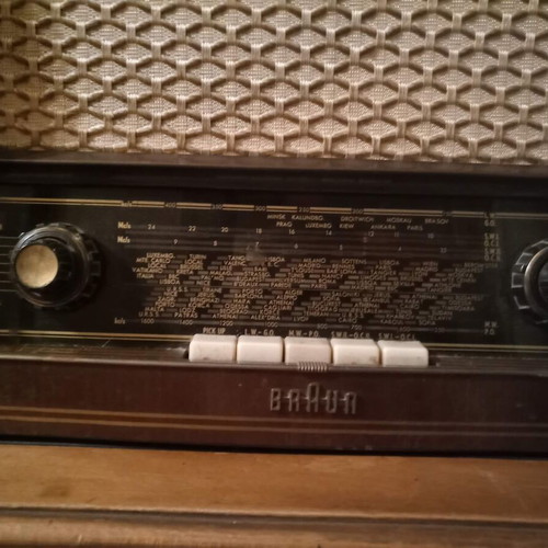 Vintage Bakelite Radio 50s Braun s44 used