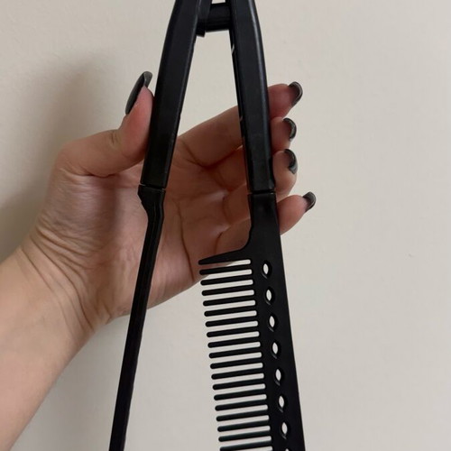 Hair Comb V-Shaped Tool for Straightening and Haircutting New