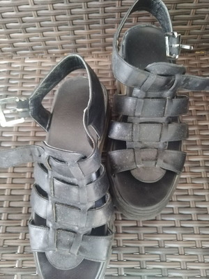 Women's shoes size 41 like new